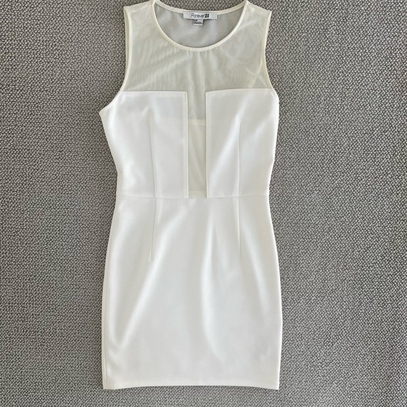 FOREVER 21 CREAM DRESS WITH MESH DETAIL. SIZE SMALL - Picture 4 of 6